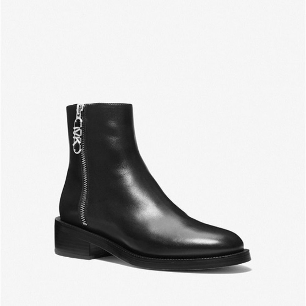 MICHAEL Michael Kors Women's Regan Leather Ankle Boot